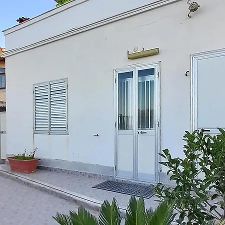度假居 Beautiful In Siracusa With Kitchen *