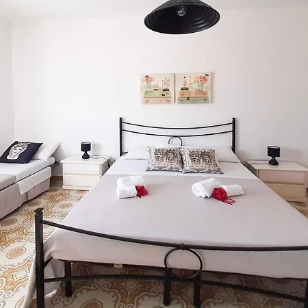 度假居 Beautiful In Siracusa With Kitchen *
